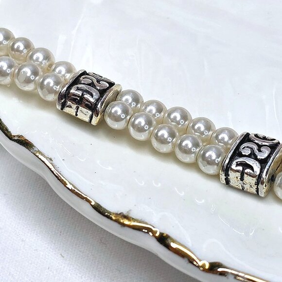 Brighton Lady Jane Silver-plated Pearl Double Strand Pearl Bracelet - Picture 3 of 8